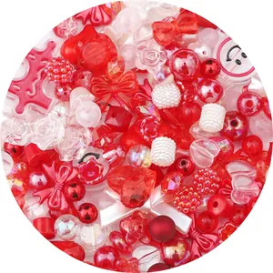 Set di perline fai-da-te con farfalle, fiori e cuori in acrilico rosso e rosa