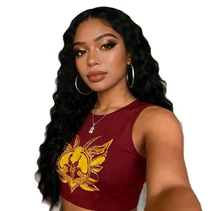 Vintage μπορντό ριμπ crop top με κίτρινο γραφικό σχέδιο και στρογγυλή λαιμόκοψη