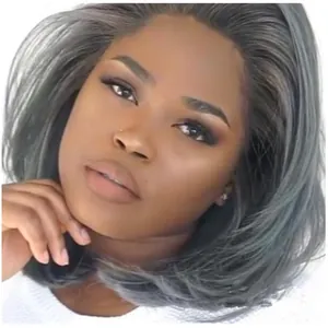 Parrucca Bob corta grigia da donna con capelli lisci e attaccatura frontale naturale