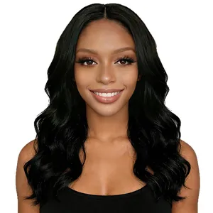 Vue de face d'une perruque ondulée noire naturelle mi-longue avec raie au milieu