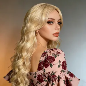 Parrucca sintetica lunga biondo chiaro con ricci voluminosi per lo stile femminile