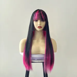 Vista frontal de una peluca larga negra con mechas rosas y flequillo recto estilo Lolita