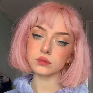 Pink bob wig with bangs, high-quality heat resistant fiber short straight hairstyle