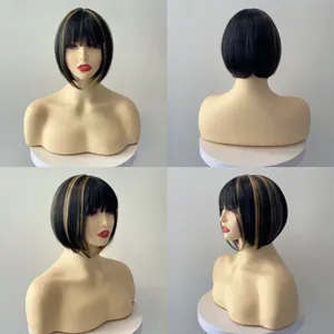 Perruque courte bob avec mèches blondes sous plusieurs angles de vue à 360 degrés