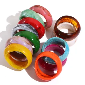 Bracciali in resina traslucida macaron in vari colori vivaci con design ovale largo vintage