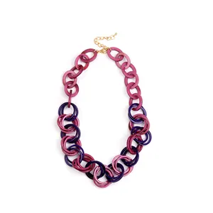 Minimalist acrylic geometric circle link necklace in purple shades with gold clasp
