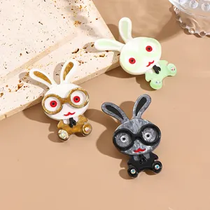 Acrylic Cartoon Rabbit Brooch Handmade Animal Design Lapel Pin Glasses Bunny Fashion Jewelry Gift Unisex Accessory