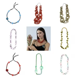 Collana con Pendente Geometrico in Acrilico con Motivo ad Acqua Vintage per Donna Collana Lunga a Catena in Resina Bohemièn Fatta a Mano Gioielli alla Moda