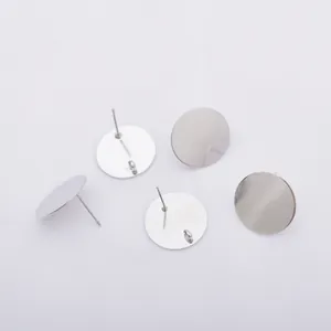 Fünf 15mm silberne Metall-Ohrstecker mit flacher Basis für DIY-Schmuckherstellung