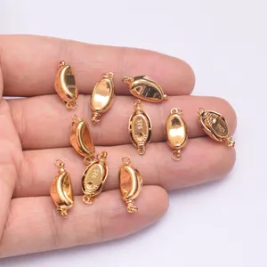 Gros plan du fermoir en argent S925 plaqué or 24 carats pour création de bijoux DIY