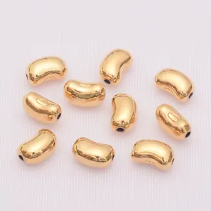 Detailansicht der 24k vergoldeten Trennperlen in Bohnenform für DIY-Schmuckarmbänder
