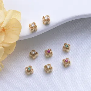 Cuentas Espaciadoras de Trébol de Cuatro Hojas de Cobre Chapado en Oro de 14K 18K Micro Pavé Circón Flor Hueca DIY Joyería