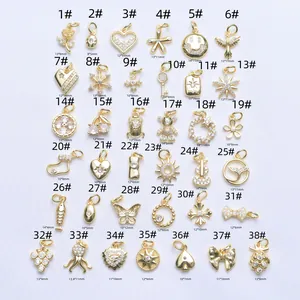 Sélection de breloques dorées 18K avec zircons pour la création de bijoux DIY et bracelets