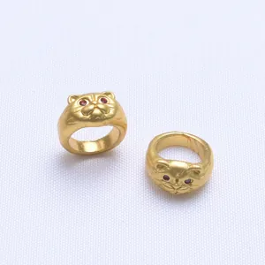 Bagues tête de chat or mat avec yeux en zircon et gravures en relief pour bijoux DIY