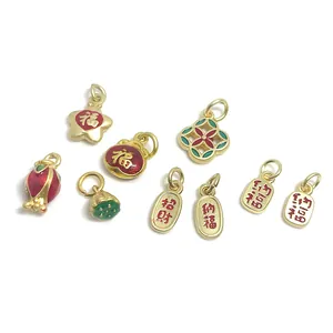 Colgantes tradicionales dorados con esmalte de colores para creación de joyas DIY