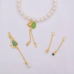 Traditional Chinese style jewelry set with gold gourd charms and elegant pearl necklace
