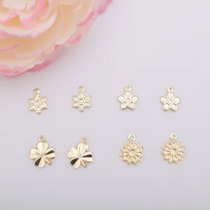DIY Jewelry Making Copper Floral Clover Daisy Star Pendants Gold White Gold Plated Color Preservation Charms For Bracelet Necklace Women Accessories
