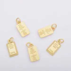 Pendentifs traditionnels dorés avec texte Bao Fu et mini pendentifs lingots d'or