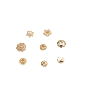 Set de capuchones de flores huecas en oro de 14k y espaciadores de trébol para joyería