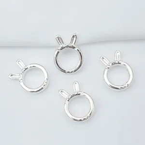 Set de dijes de orejas de conejo plateados para creación de joyas DIY adorables