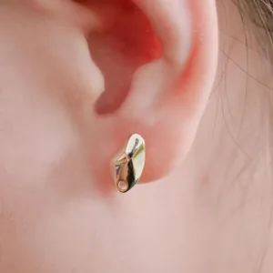 Minimalistische 14k vergoldete s925 Silberstecker mit geometrischem Facettendesign