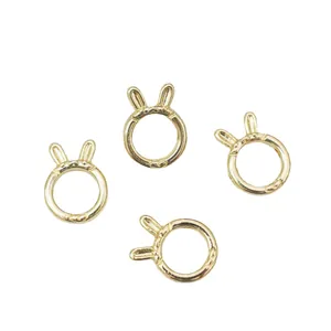 Set de 4 cuentas espaciadoras con orejas de conejo bañadas en oro 14k para joyería
