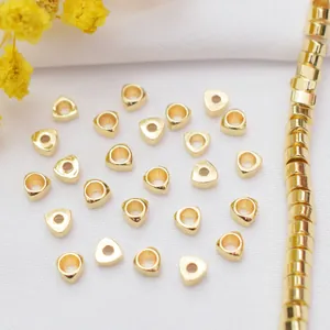 Perle Sfuse a Triangolo in Oro 14k 18k Perle Distanziatrici Geometriche in Rame Liscio Per Accessori per Gioielli Fai-da-te Bracciale Collana