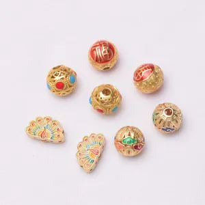 Perles dorées traditionnelles et pendentifs paon en émail pour création de bijoux DIY