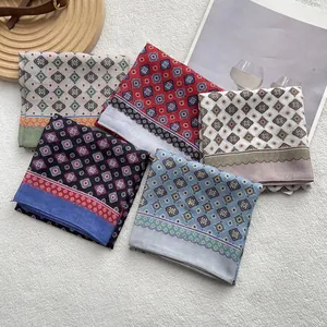 Carré de Soie Femme Vintage Imprimé Floral Géométrique Coton Satin Élégant Foulard de Cou à Bord Ondulé Accessoires de Mode