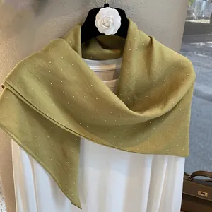 Châle élégant en lin jaune gingembre avec strass brillants pour femmes accessoires