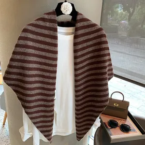 Mujeres Invierno Cálido Lana Rayado Bufanda Minimalista Elegante Tejido Chal Triangular Casual Moda Envoltura de Cuello Regalo