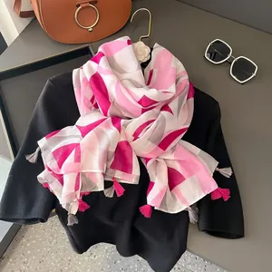 Women's Geometric Print Scarf Long Shawl With Tassels Lightweight Polyester Sun Protection Fashion Wrap For Daily Travel