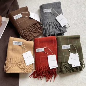Écharpes classiques en laine australienne à carreaux en cinq couleurs avec bords à franges