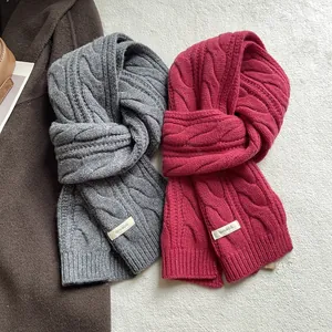 Écharpes classiques en 100% laine à maille torsadée gris foncé et bordeaux pour femme