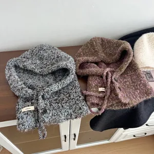 Dames balaclava gebreide muts met sjaal van wolmix in blauw en paars garen