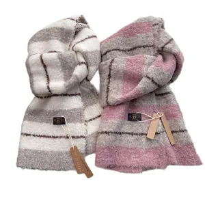 Hochwertiger gestreifter Wollmischschal für Damen und Herren mit weichen Strickstrukturen