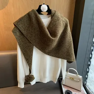 Chal Triangular De Pura Lana Con Pompones Tejido Fino Pesado Envoltura Cálida Para Mujer Bufanda De Invierno Elegante