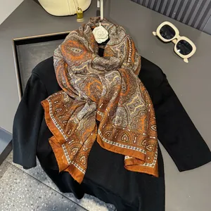 Women's Retro Paisley Floral Print Satin Scarf Large Bohemian Shawl Elegant Sun Protection Decoration Artistic Neck Wrap