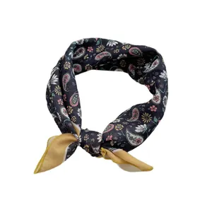 Elegante foulard quadrato in cotone e lino blu scuro e zenzero con motivi floreali paisley