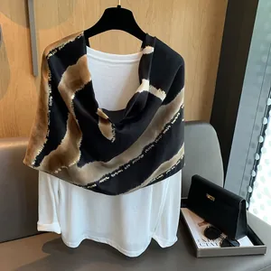 Écharpe d'hiver vintage à imprimé léopard pour femme avec motif à rayures marron