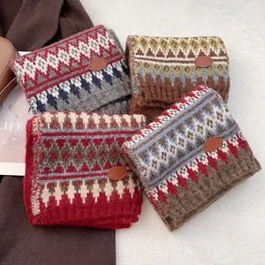 Set di sciarpe in maglia Fair Isle con motivi nordici per il calore invernale e protezione