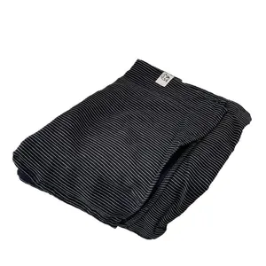 Écharpe japonaise en coton et lin à rayures noires et blanches au style vintage élégant