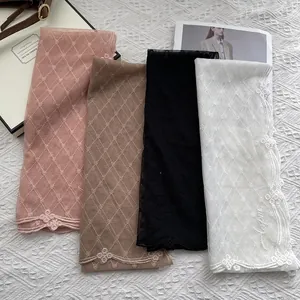 Écharpe de Luxe en Dentelle Broderie Florale Style Palais pour Femmes Maille Losanges Écharpe Longue Châle de Vacances Mer