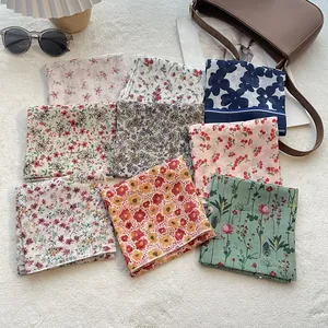 Foulard Quadrato in Misto Cotone a Fiori Giapponese Dolce Retrò Stampa Floreale Foulard Sottile Protezione Solare da Collo Donna Accessorio