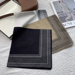 Pañuelo Cuadrado de Mezcla de Seda con Estampado de Cachemira Geométrico Vintage para Mujer Suave Satin Pañuelo Elegante Accesorio para el Pelo