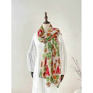 Écharpe chic en coton et lin avec imprimés tigres colorés sur fond blanc pour femme