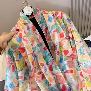 Châle léger en coton et lin avec motifs de feuilles aquarelles colorées et doux