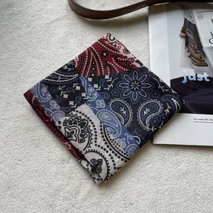 Vintage-Baumwoll-Halstuch mit Paisley- und Geomuster in Marineblau und Burgund
