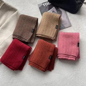 Sciarpe spesse in 100% lana a maglia intrecciata in vari colori per l'inverno