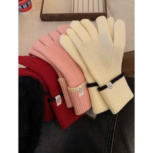 Gants en cachemire tricotés épais en crème, rose et rouge pour la chaleur hivernale